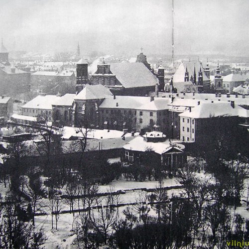 Бернардинский сад и монастырь