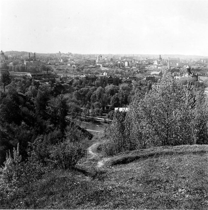 Панорама Вильнюса с горы Бекеша. 1961 г.