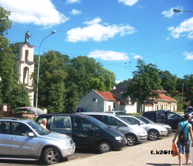 Часовня на ул. Басанавичяус. Ассоциативная фотография