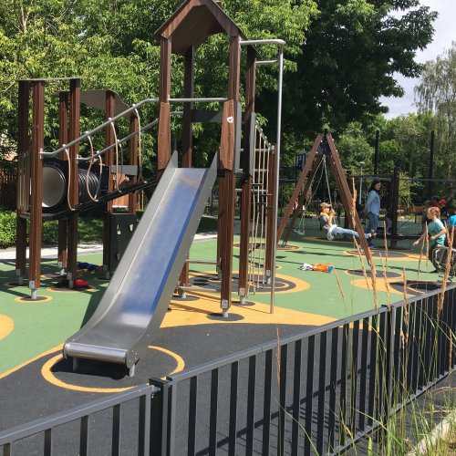 Детская площадка